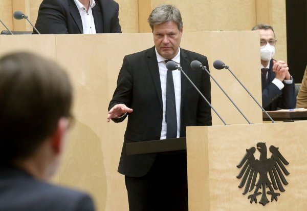 Wirtschaftsminister Robert Habeck im Bundesrat. - © Wolfgang Kumm/dpa