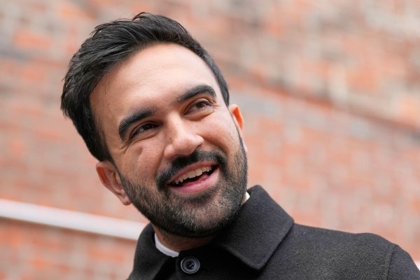 Bei dem Treffen soll es laut Mamdanis Team um öffentliche Sicherheit, wirtschaftliche Stabilität und Bezahlbarkeit gehen. - © Seth Wenig/AP/dpa