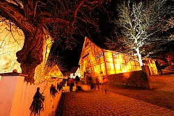 Am zweiten Adventswochenende öffnet das Freilichtmuseum seine Tore für den Museumsadvent. - © LWL/Klein