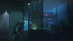 Die Versteckm&ouml;glichkeiten im Spiel sind vielf&auml;ltig. Auch in dieser Szene muss der weitere Weg sorgf&auml;ltig geplant werden, damit das wachsame Auge &uuml;ber uns nicht misstrauisch wird. - &copy; Spikewave Games