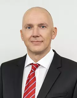 Prof. Dr. med. Jens Höppner, neuer Direktor der Universitätsklinik für Allgemein- und Viszeralchirurgie am Klinikum Lippe. - © Bildrechte: Jens Höppner