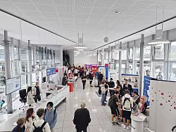 F&uuml;r den Messebesuch sollte man sich ausreichend Zeit nehmen. Nur so kann man m&ouml;glichst viel entdecken und Kontakte kn&uuml;pfen. - &copy; IHK Lippe zu Detmold