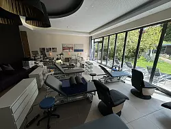 Beste Aussicht aus der Mini-Arztpraxis des Hotels in den Garten. - &copy; Jens Reddeker