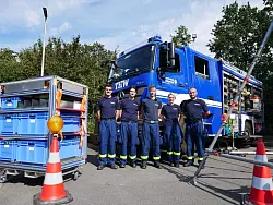 Auch das THW war mit Einsatzkr&auml;ften, mehreren Fahrzeugen und Mitmachaktionen auf dem Tag der offenen T&uuml;r vertreten. - &copy; Alte Hansestadt Lemgo