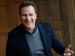 Modedesigner Guido Maria Kretschmer k&uuml;rt seit 2012 regelm&auml;&szlig;ig die Shopping Queen. - &copy; DPA/Jens Kalaene