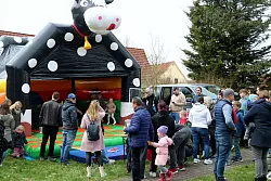 Die neue Hüpfburg des Jukulex wurde eingeweiht. - © Hans Böhm