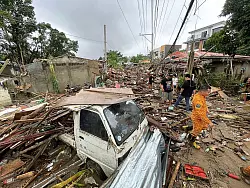 Zahlreiche H&auml;user lagen in Tr&uuml;mmern. - &copy; Jacqueline Hernandez/AP/dpa