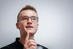 Julian Pahlke (B&uuml;ndnis 90/Die Gr&uuml;nen) hat mit Hasskommentaren zu k&auml;mpfen. - &copy; Kay Nietfeld/dpa