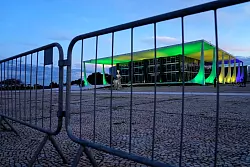 Der Oberste Gerichtshof hat die Anklage der Generalstaatsanwaltschaft zugelassen. - © Eraldo Peres/AP/dpa