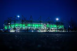 Erstmals in der Vereinsgeschichte hat Borussia Mönchengladbach den Stadionnamen vermarktet. (Archivfoto) - © Rolf Vennenbernd/dpa