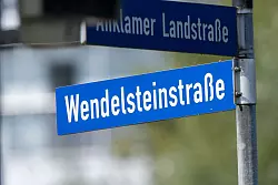 Die Gro&szlig;anlage befindet sich im Osten Greifswalds in der gleichnamigen Stra&szlig;e. - &copy; Stefan Sauer/dpa