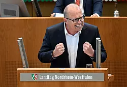 SPD-Fraktionschef Ott gilt im NRW-Landtag als emotionaler Angriffsspieler. (Archivbild) - &copy; Roberto Pfeil/dpa
