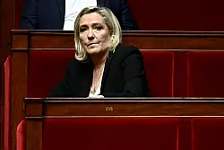 Die Rechtsnationale Marine Le Pen hat in der franz&ouml;sischen Politik so viel Einfluss wie noch nie. - &copy; Julien De Rosa/AFP/dpa