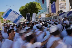 Die Freude &uuml;ber die Geisel-Freilassung bekommt erste Risse. - &copy; Francisco Seco/AP/dpa