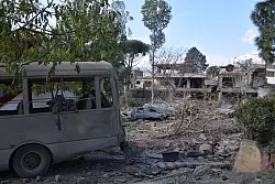 Bei einem israelischen Luftangriff auf eine Waffenfabrik der Hisbollah in der Bekaa-Ebene sollen sechs Menschen getötet worden sein. (Archivbild) - © Maher Kamar/XinHua/dpa