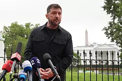 Der ukrainische Präsident erklärte sich zu Verhandlungen ohne Vorbedingungen bereit. - © Jacquelyn Martin/AP/dpa