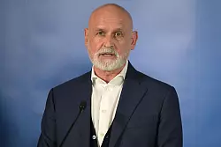 Volker Geyer, Vorsitzender des Beamtenbunds dbb, sorgt sich um das Ansehen des Staates (Foto: Archiv). - © Michael Bahlo/dpa