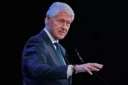 Kommt unverh&auml;ltnism&auml;&szlig;ig oft in den Epstein-Akten vor: Ex-US-Pr&auml;sident Bill Clinton. (Archivfoto) - &copy; Andres Kudacki/FR170905 AP/dpa