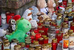 Vier Tage nach dem Verschwinden von Fabian wurde seine Leiche in der Nähe von Güstrow an einem Tümpel gefunden. Sie wies laut Staatsanwaltschaft Spuren von Gewalt auf. - © Stefan Sauer/dpa