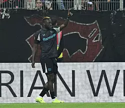 Boniface bleibt in Leverkusen. - © Carmen Jaspersen/dpa