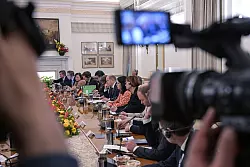 Bei den Regierungskonsultationen wurden 27 Vereinbarungen zum Ausbau der Kooperation abgeschlossen. - &copy; Hannes P. Albert/dpa