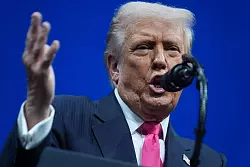 Trump hat das Gesetz unterschrieben. - &copy; Evan Vucci/AP/dpa