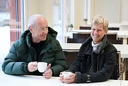 Trotz der ersch&uuml;tternden Diagnose, beh&auml;lt die 57-J&auml;hrige ihren Optimismus. - &copy; Jens Kalaene/dpa