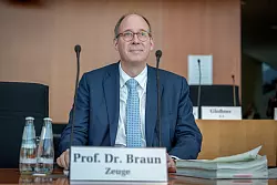 Grunds&auml;tzliche Kritik an der damaligen Arbeit des Bundesnachrichtendienstes (BND) &uuml;bt der fr&uuml;here Kanzleramtsminister Helge Braun (CDU) nicht. - &copy; Kay Nietfeld/dpa