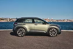 Recht viel Platz: Der Tester ist vom Raumangebot &uuml;berrascht, welches sich auf 2,60 Metern Radstand ergibt. - &copy; Ivo Hercik/Volkswagen AG/dpa-tmn