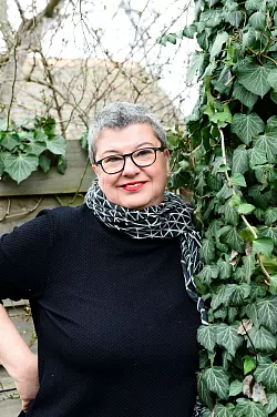 Sonja Schiff ist Alterswissenschaftlerin und diplomierte Pflegefachkraft. - &copy; Rochus Gratzfeld/Jennifer Vass/dpa-tmn