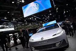 Volkswagen will nun auch selbst Chips entwickeln. - &copy; Johannnes Neudecker/dpa