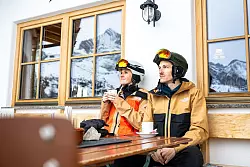 Bei K&auml;lte sind Pausen wichtig, um dem K&ouml;rper die n&ouml;tige Energie zur&uuml;ckzugeben. - &copy; Benjamin Nolte/dpa-tmn