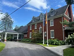 In der Residenz der deutschen Botschaften in Ottawa lebt das Botschafterpaar mit seinen Kindern. - &copy; Benno Schwinghammer/dpa