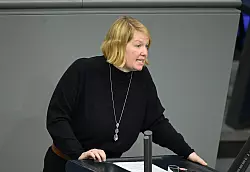 Esdar verteidigt die SPD-Pl&auml;ne zur Erbschaftssteuer - sieht zugleich aber auch die Ans&auml;tze aus CDU und CSU skeptisch. (Archivbild) - &copy; Elisa Schu/dpa