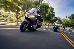 Ein Tourenmotorrad, das Geschichte schreibt: Seit 50 Jahren setzt die Gold Wing Maßstäbe. - © Honda/dpa-tmn