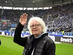 Winfried Schäfer arbeitet für die Nationalmannschaft Ghanas. (Archivbild) - © Uli Deck/dpa
