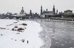 Winter in Dresden: Die Heizkosten in Sachsen d&uuml;rften besonders steigen - &copy; Robert Michael/dpa