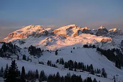 Die Sonne geht auf: Wer in der «Las Vegas Lodge» frühstückt, hat einen Premiumblick auf den Sellastock. - © Florian Sanktjohanser/dpa-tmn