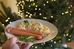 Nur 7,10 Euro kostet die Variante mit Mayonnaise im Durchschnitt, 2024 waren es noch 7,29 Euro. (Symbolfoto) - &copy; Heiko Rebsch/dpa