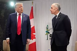 Beim Treffen Trumps mit Carney kommt es zur Provokation der Bündnispartner. - © Mark Schiefelbein/AP/dpa