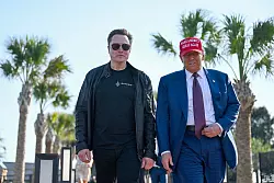 In der neuen Regierung von US-Präsident Donald Trump mischt Musk mit. (Archivbild) - © Brandon Bell/Pool Getty Images North America/AP/dpa