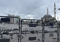 Gesperrt: Der Taksim-Platz in Istanbul. - © Melissa Erichsen/dpa