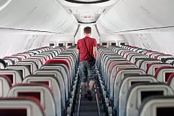 Das zentrale Element bei der &Uuml;berwindung einer Flugangst ist die Konfrontation. Viele Flugangst-Seminare enden deshalb mit einem tats&auml;chlichen Flug. - &copy; Klaus-Dietmar Gabbert/dpa-tmn