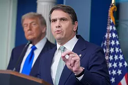 F&uuml;r das pl&ouml;tzliche Verschwinden von Dateien aus den Epstein-Akten hat US-Vize-Justizminister Todd Blanche eine Erkl&auml;rung. (Archivfoto) - &copy; Manuel Ceneta/AP/dpa