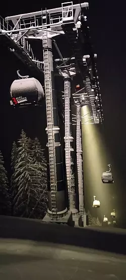 Die Obere Karbahn ist neu in der Tiroler Zugspitzarena. - © Bergbahnen Berwang/dpa-tmn