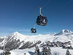 Die neue Seilbahn Roche de Mio im französischen Skigebiet La Plagne. - © la-plagne.com/dpa-tmn