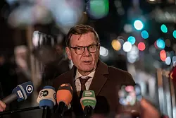 Bundesau&szlig;enminister Wadephul fordert sch&auml;rfere Ma&szlig;nahmen gegen die F&uuml;hrung in Teheran. - &copy; Michael Kappeler/dpa