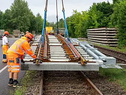 Warten auf den Ruck: Investitionen in die Infrastruktur verz&ouml;gern sich. (Symbolbild) - &copy; Soeren Stache/dpa