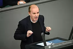 Gottfried Curio (AfD) ist innenpolitische Sprecher der AfD-Bundestagsfraktion. (Archivbildw) - © Philip Dulian/dpa