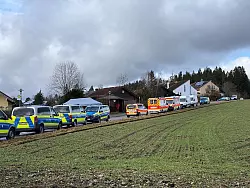 Die Polizei war mit einem Gro&szlig;aufgebot im Einsatz. - &copy; Silas Stein/dpa